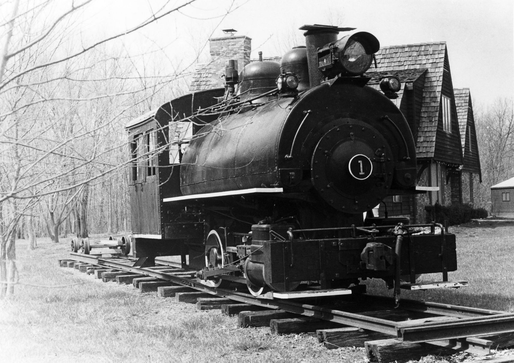 Railway Engines 1984.jpg